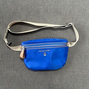Michael kors belt bag